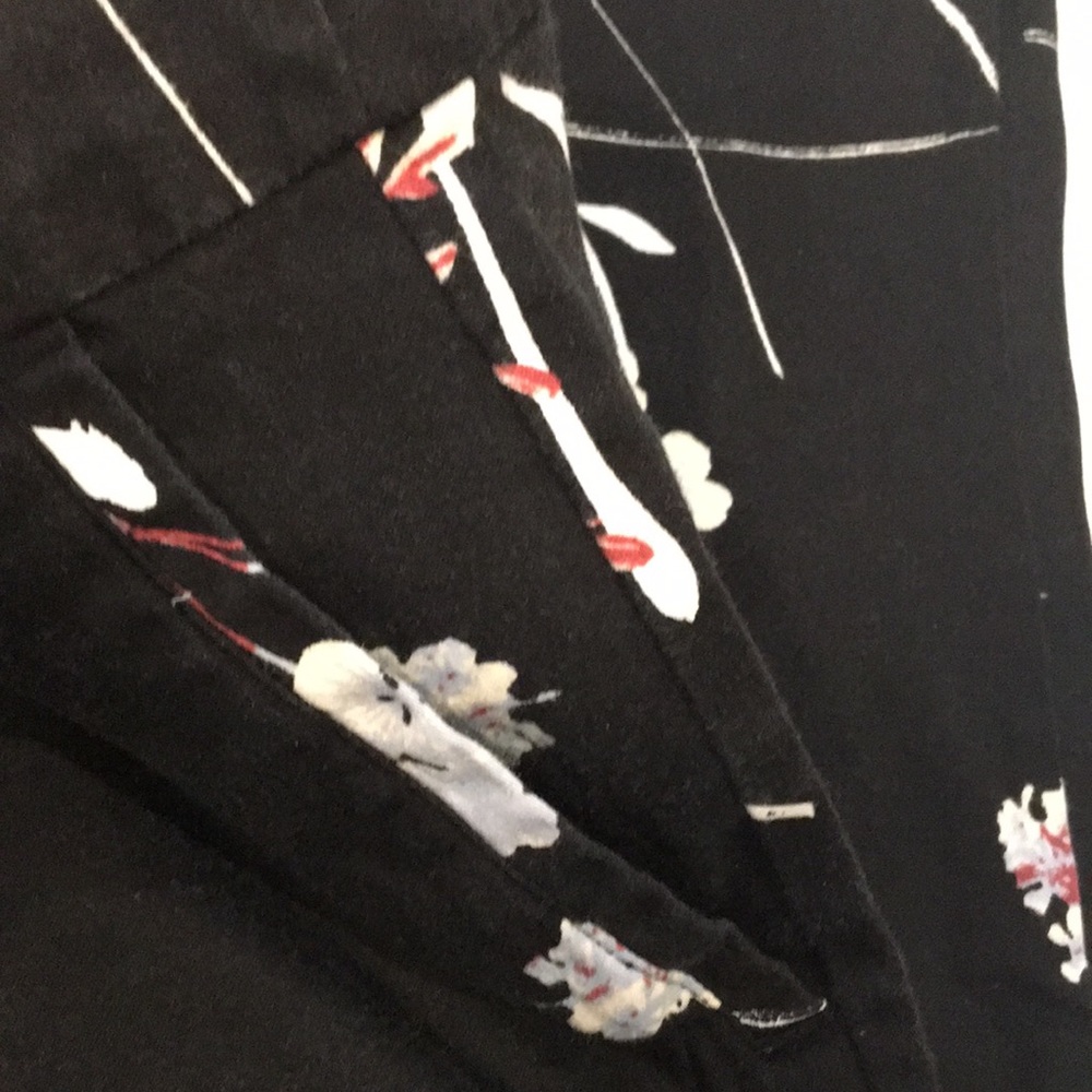 🌸 SALE H&M Flower Print Crop Pants Size 6 - Picture 6 of 9